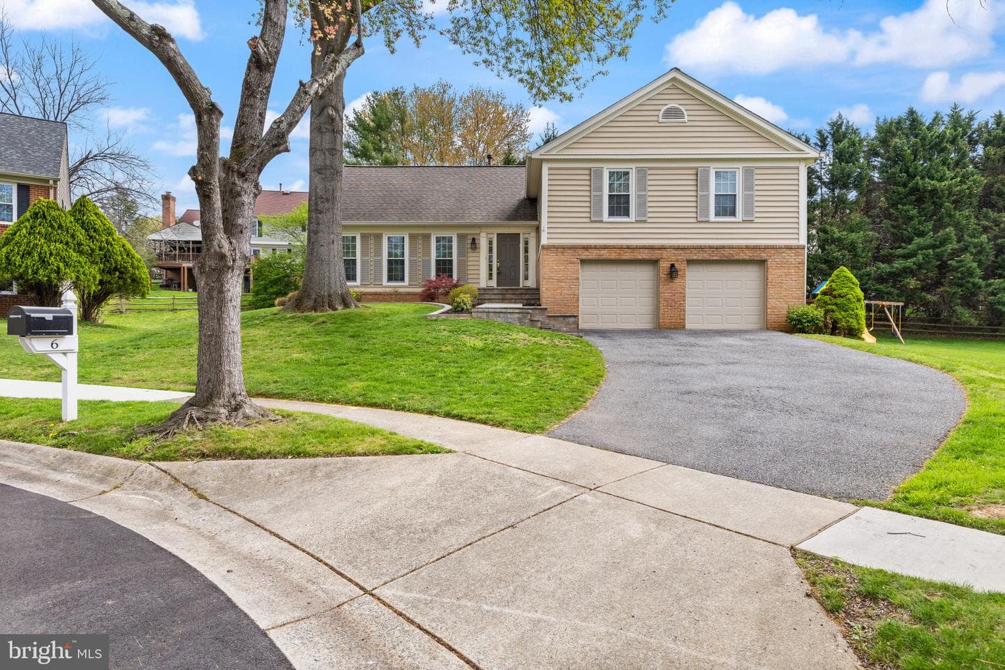 6 Chancelet Court photo 51