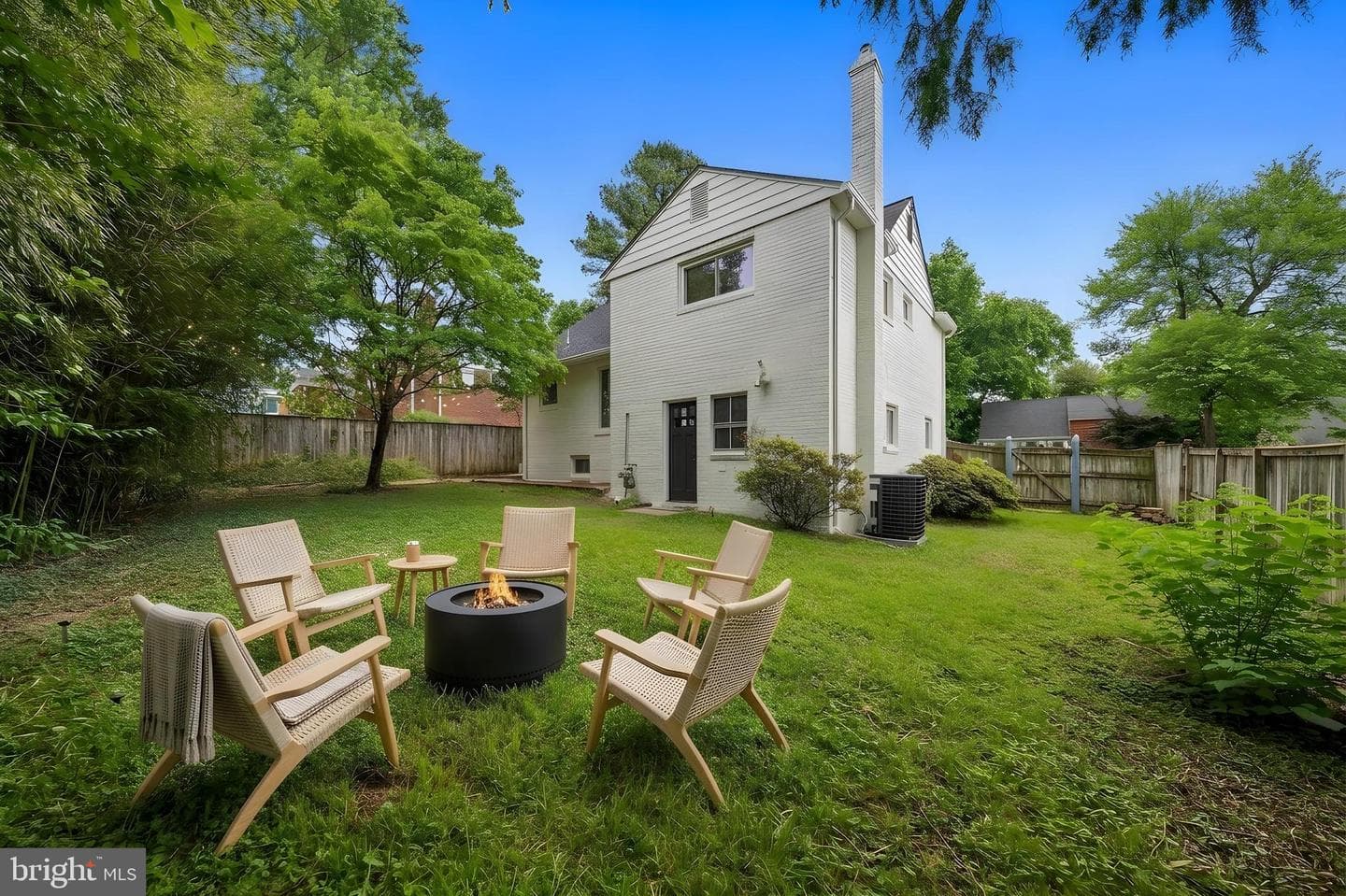 9912 Grayson Avenue photo 23