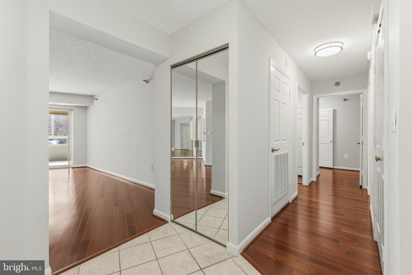 14801 Pennfield Circle #206 photo 4