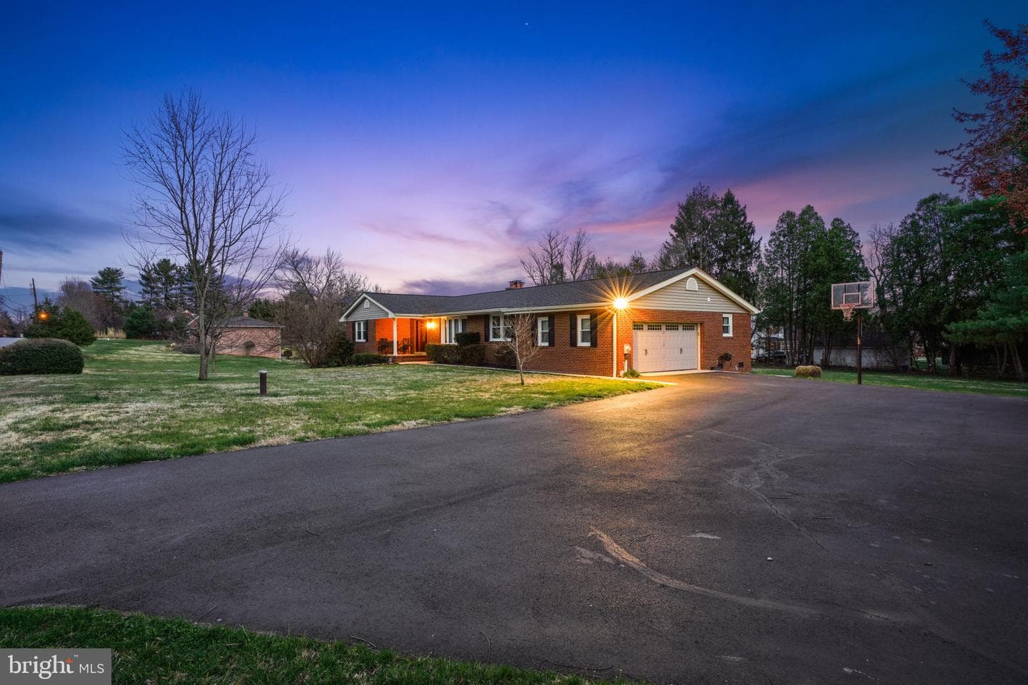 1800 Gayfields Drive photo 4