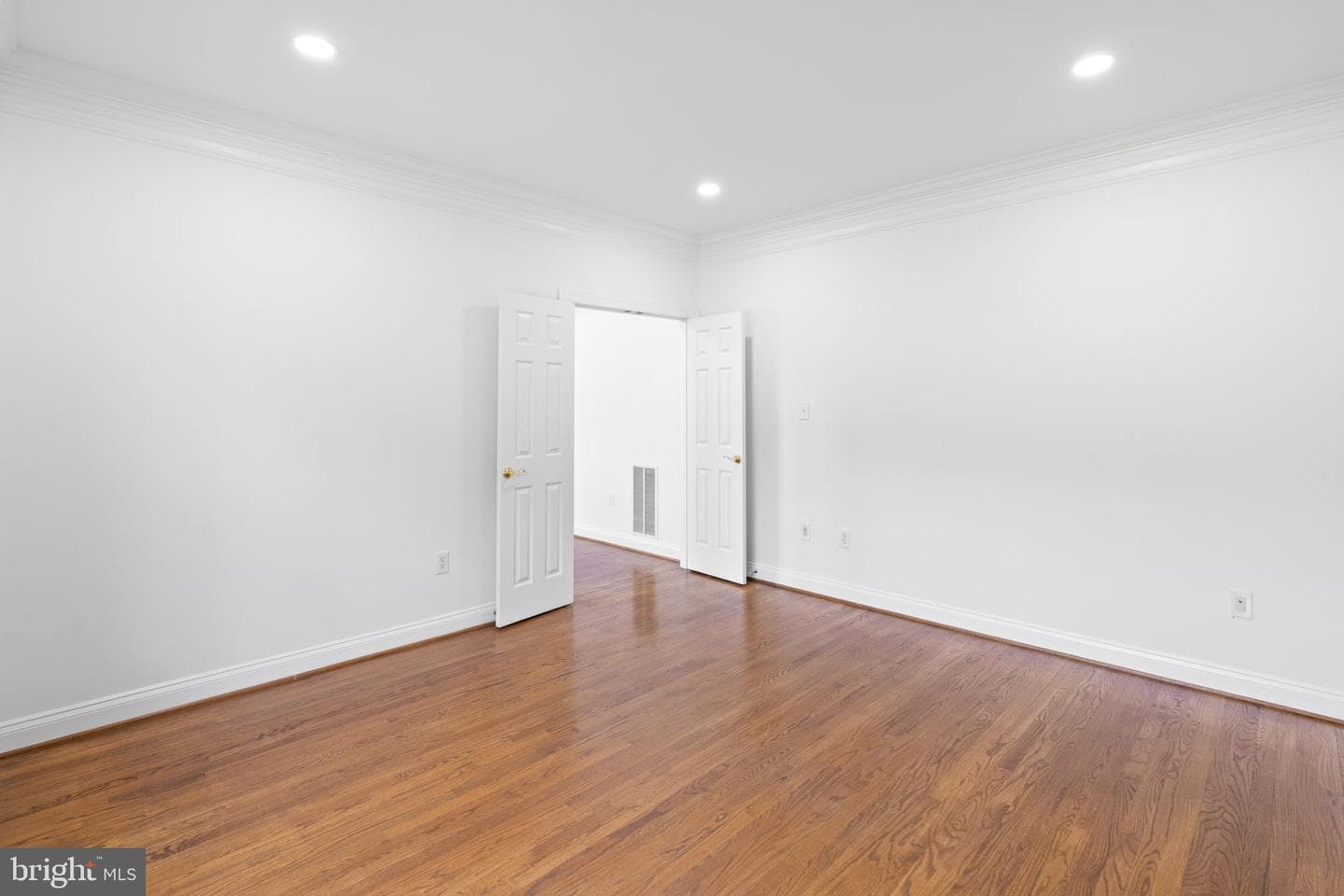 16809 Harbour Town photo 19