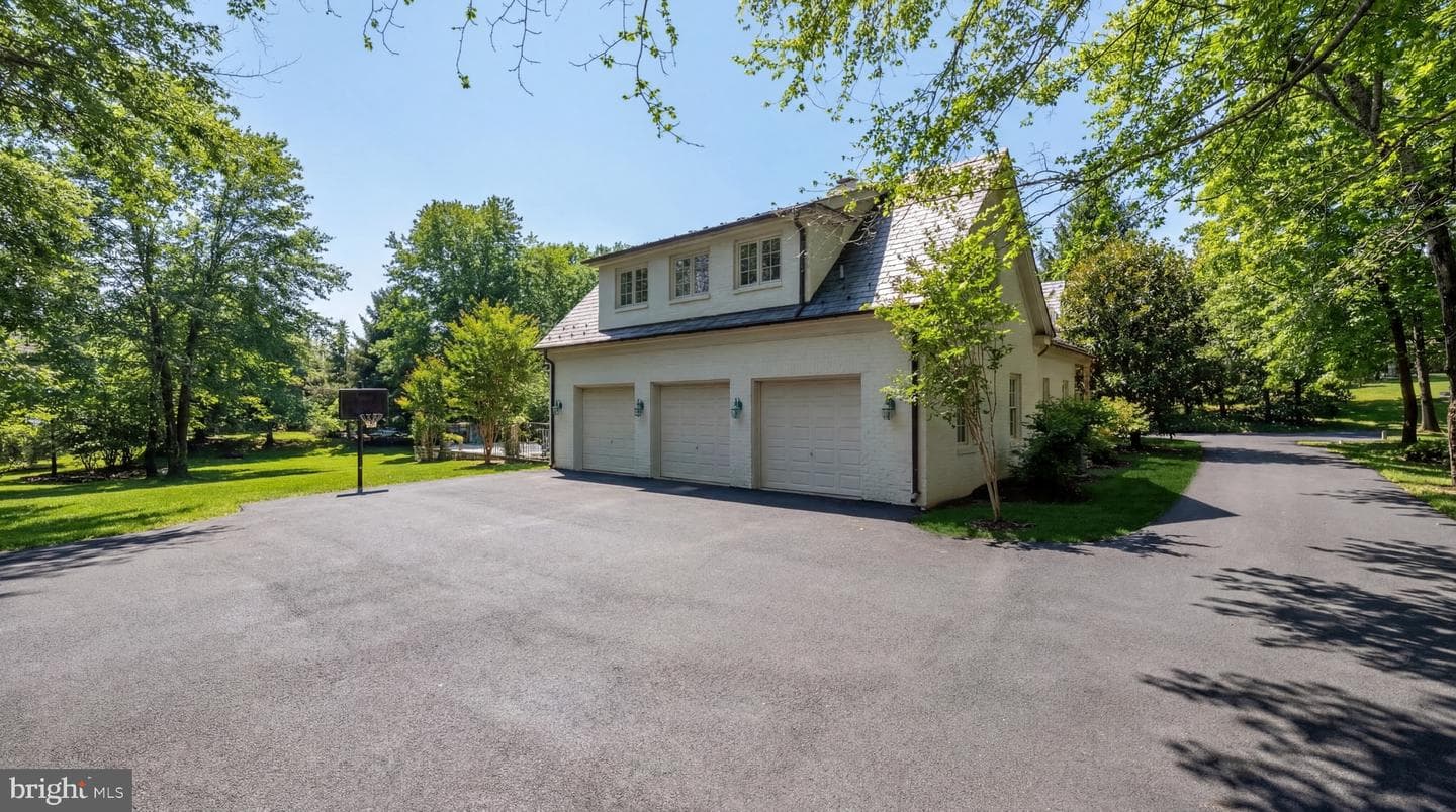 8600 Country Club Drive photo 14
