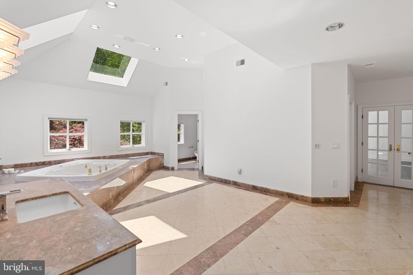 10823 Lockland photo 45