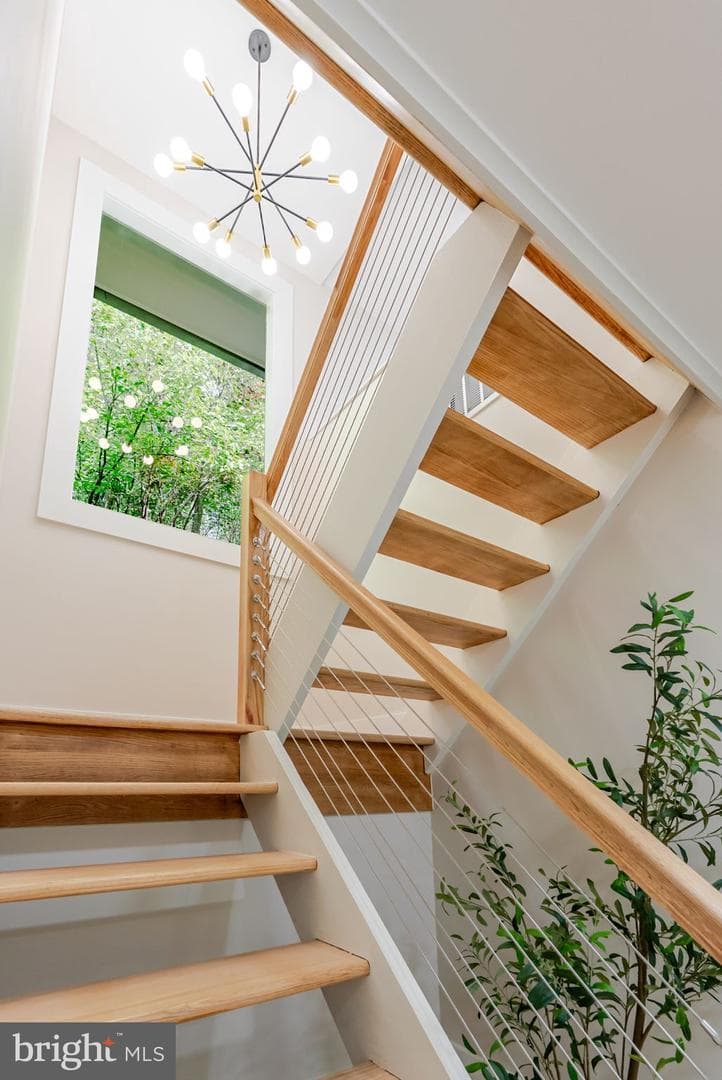 8201 Hamilton Spring Court photo 21