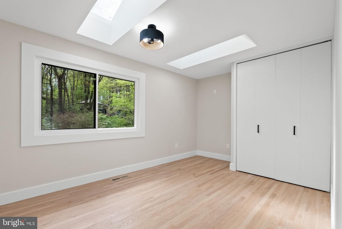 8201 Hamilton Spring Court photo 45