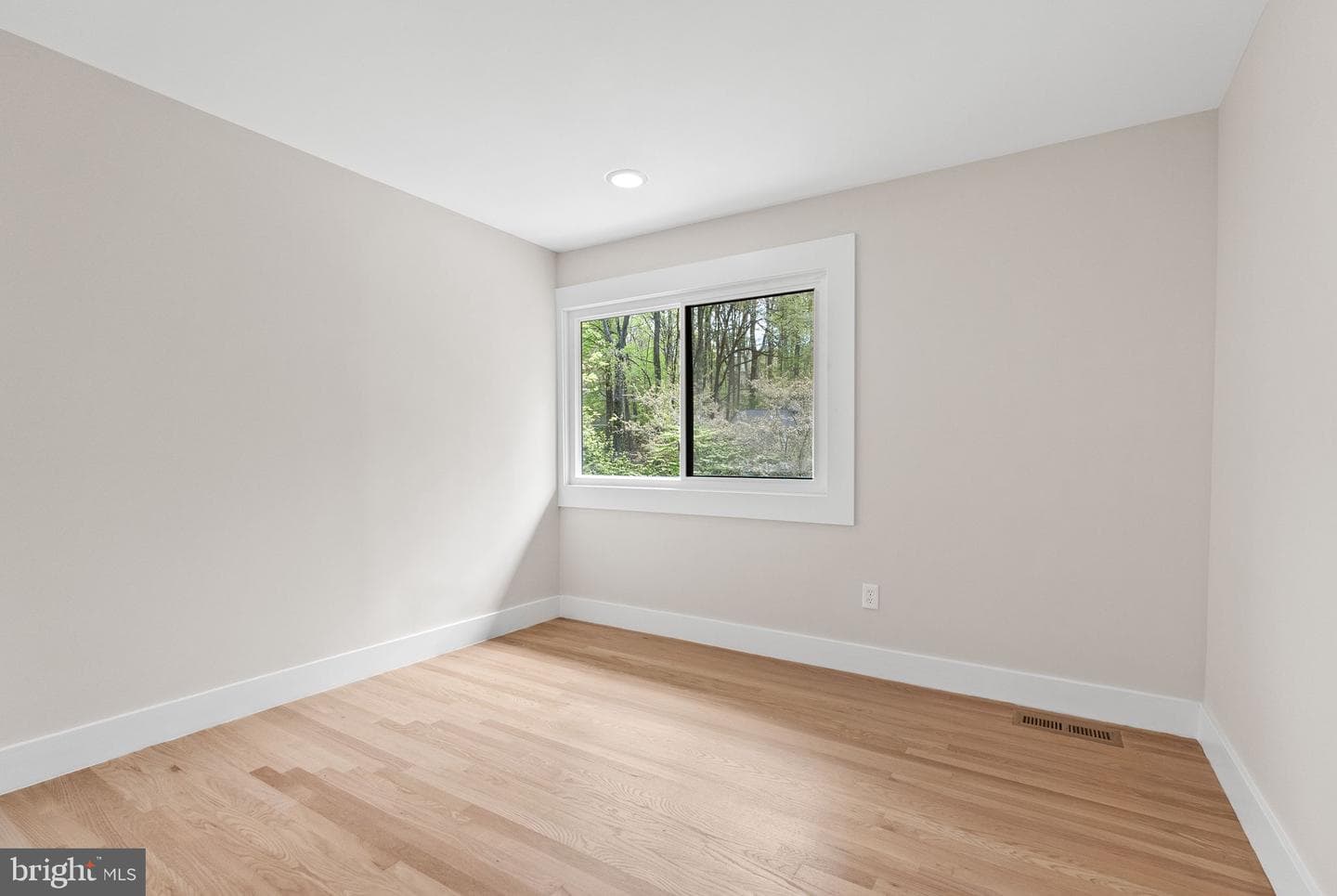 8201 Hamilton Spring Court photo 51