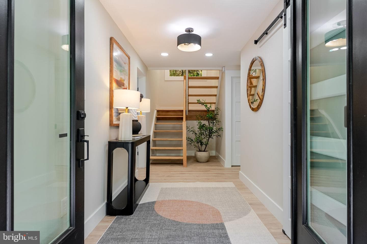 8201 Hamilton Spring Court photo 7