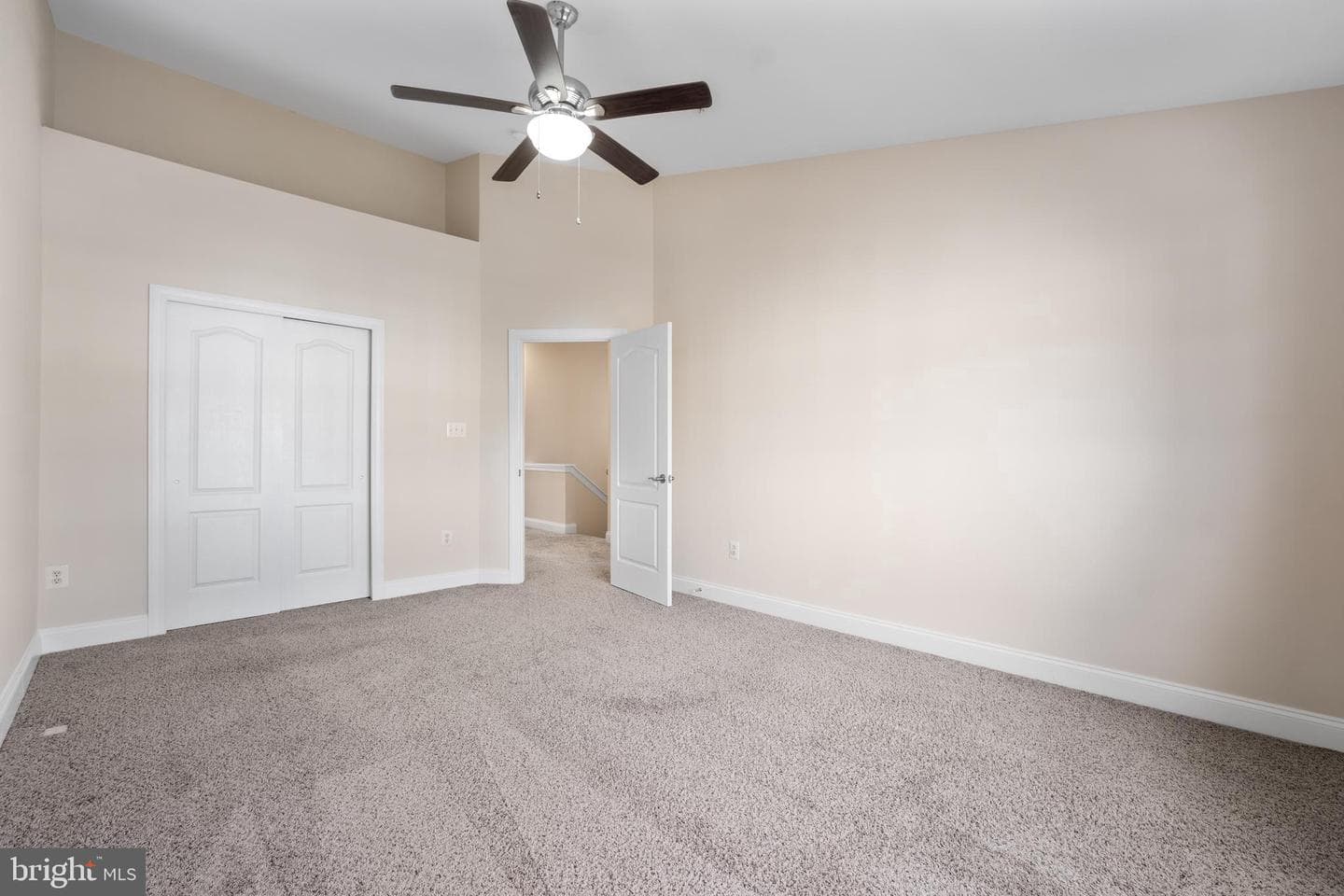 602 Highland Ridge Avenue #200 photo 24