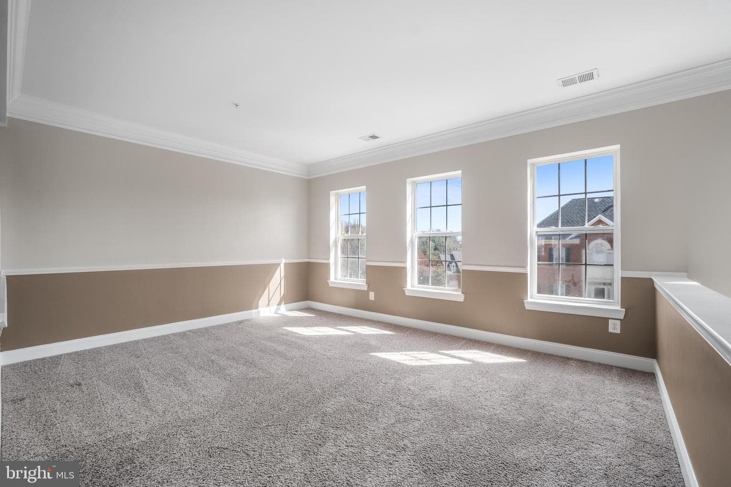 602 Highland Ridge Avenue #200 photo 5