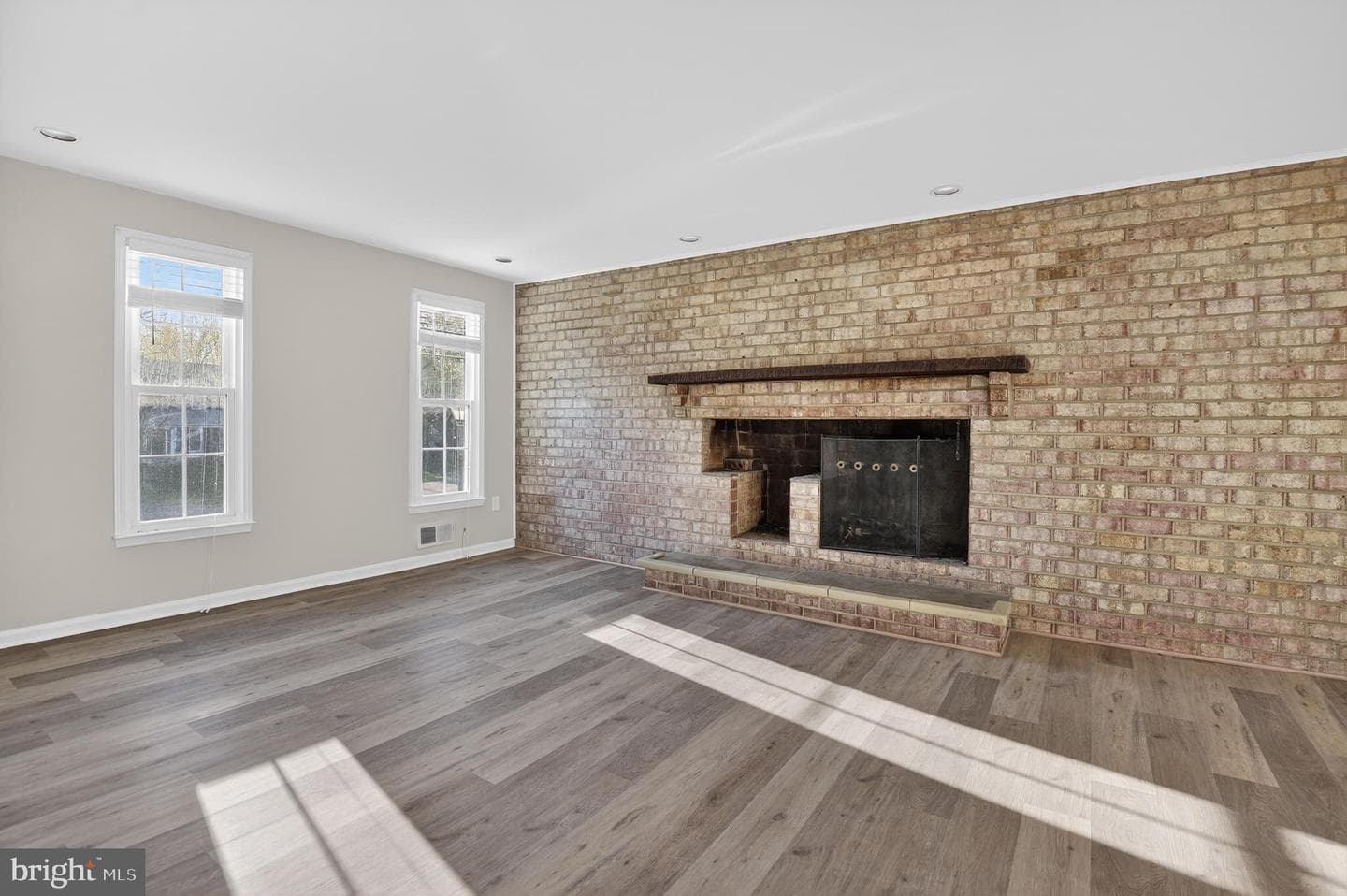 14121 Ansted Road photo 5