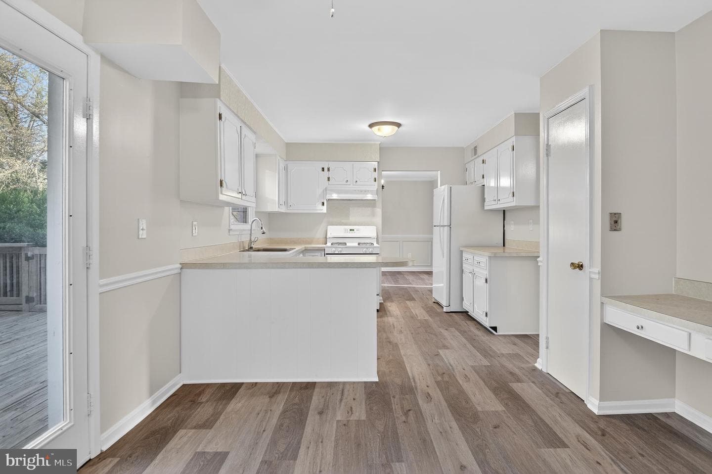 14121 Ansted Road photo 9