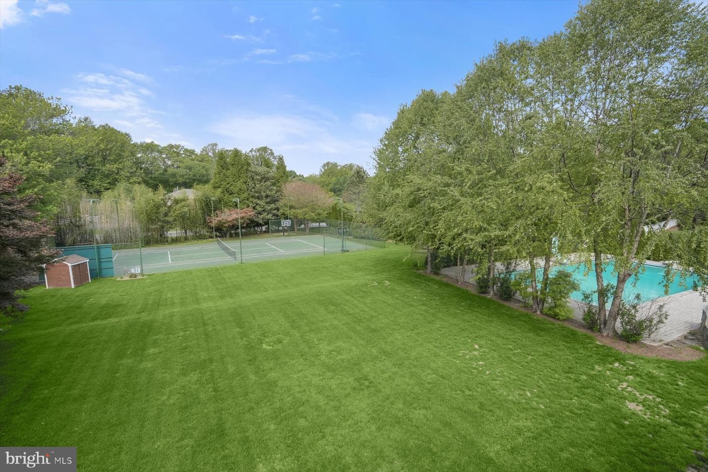 7506 Persimmon Tree Lane photo 29