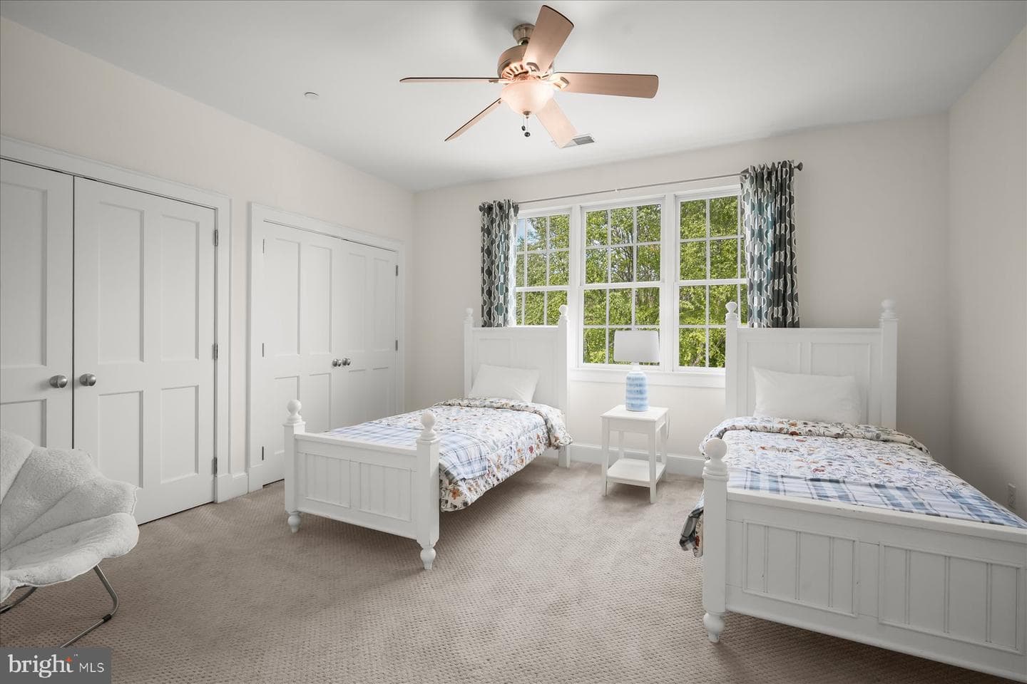 7506 Persimmon Tree Lane photo 36