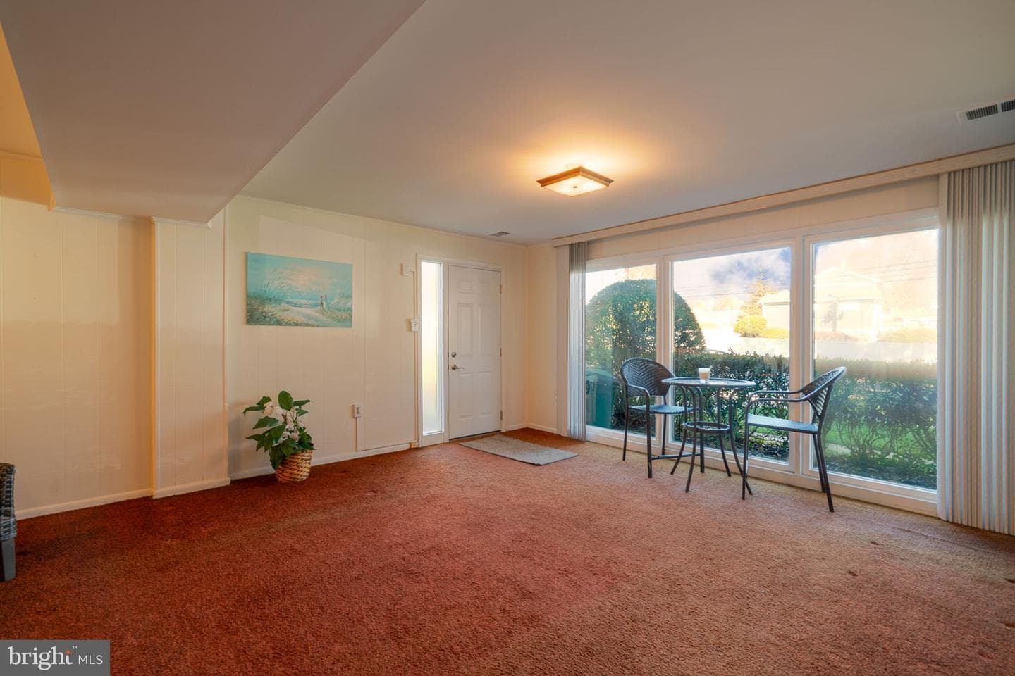 13820 Arctic Avenue photo 40