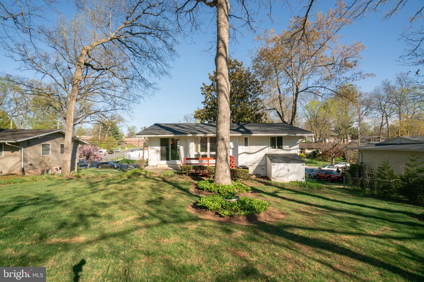 13820 Arctic Avenue photo 52