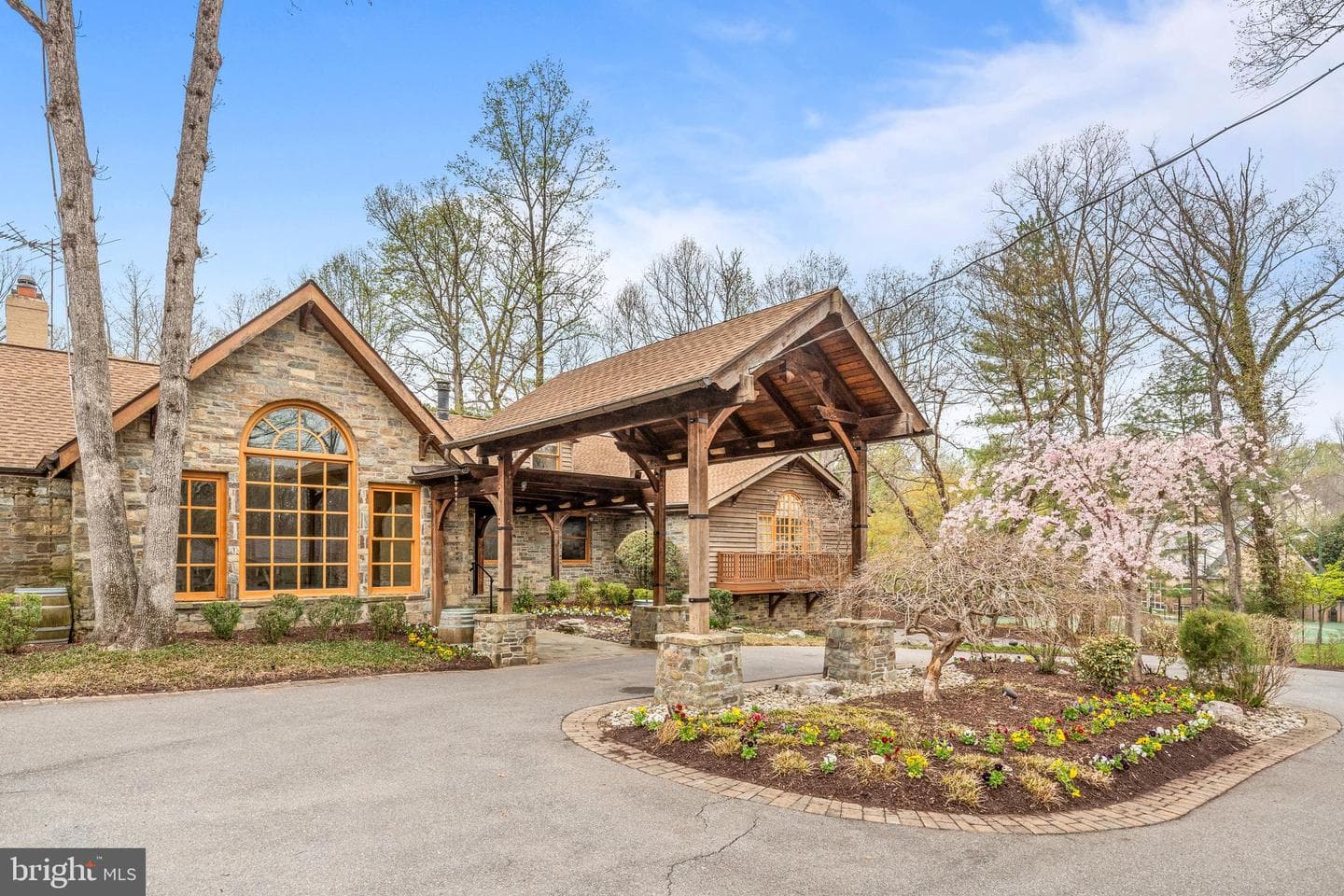 10204 Bentcross Drive