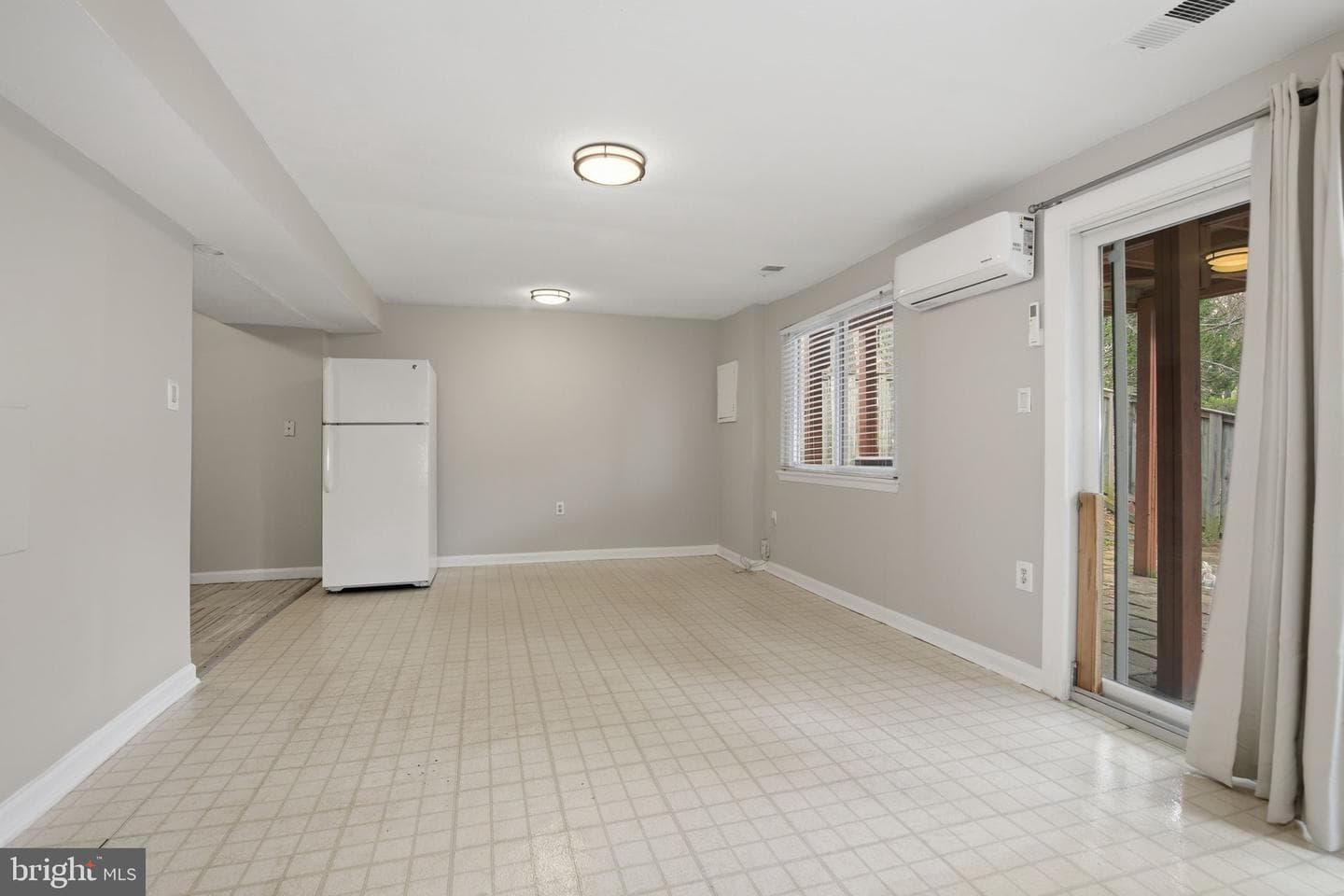 9087 Centerway Road photo 52