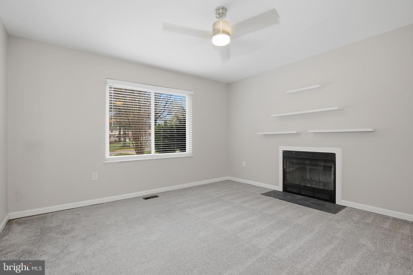 9087 Centerway Road photo 7