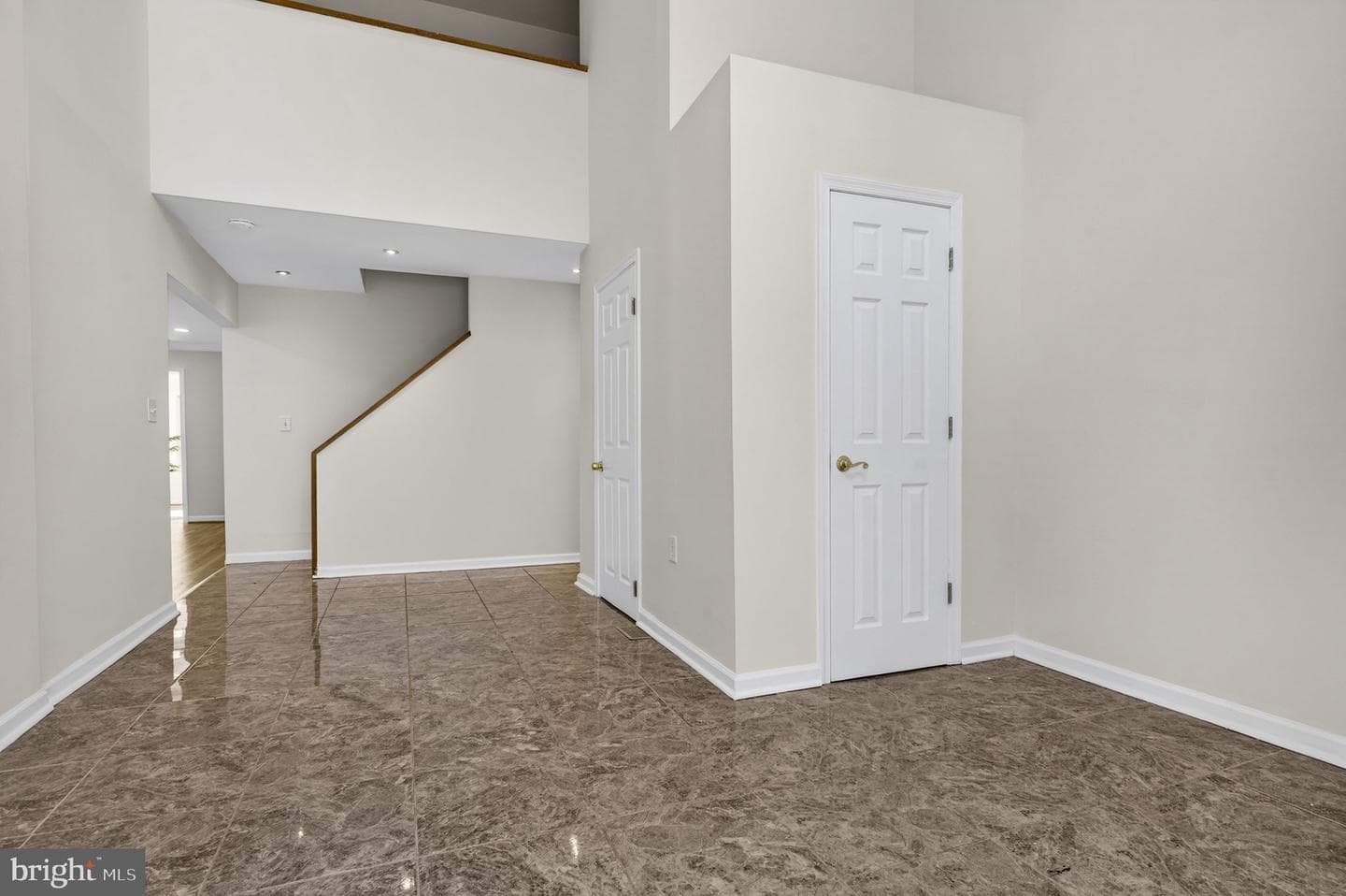 10600 Vantage Court photo 3