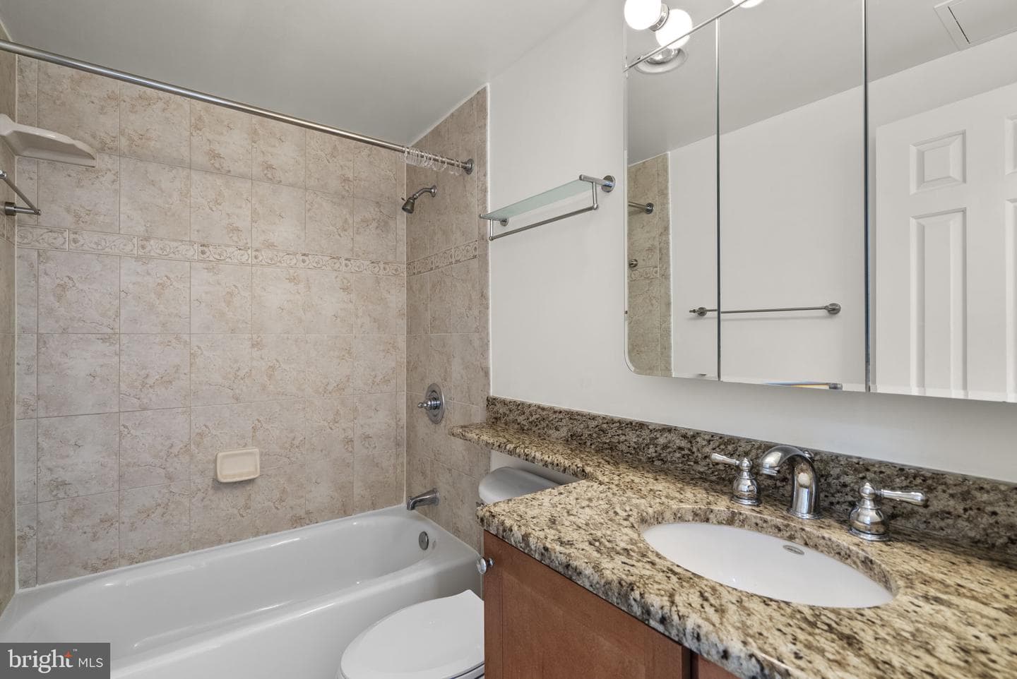 4801 Fairmont Avenue #904 photo 19