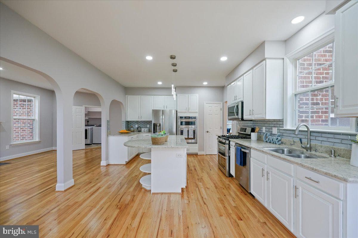 21712 Slidell Road photo 18
