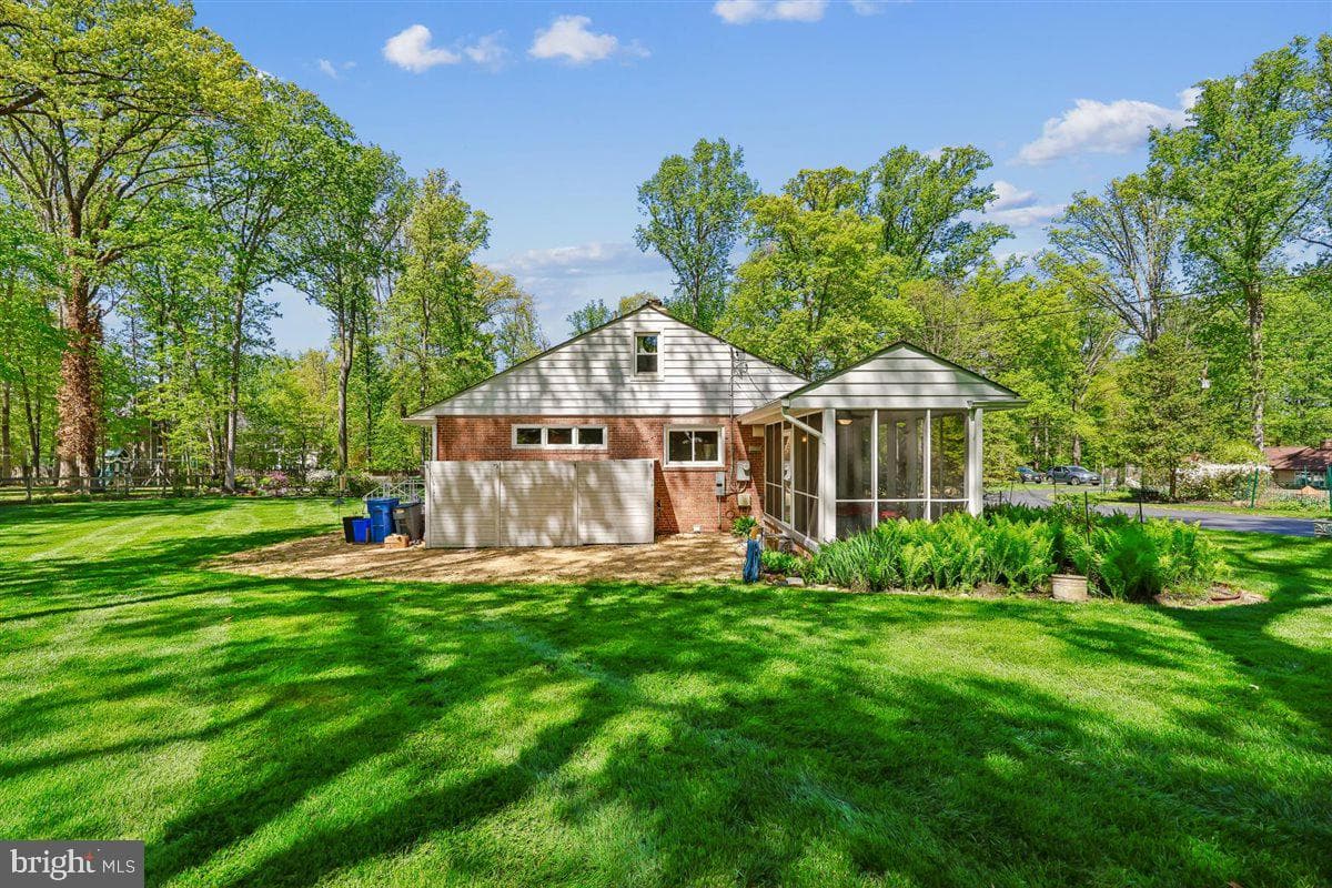4318 Pinetree Road photo 103