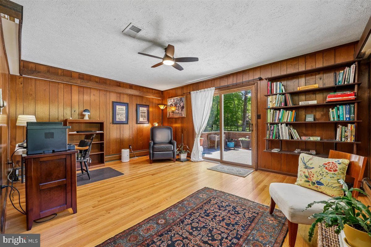 4318 Pinetree Road photo 54