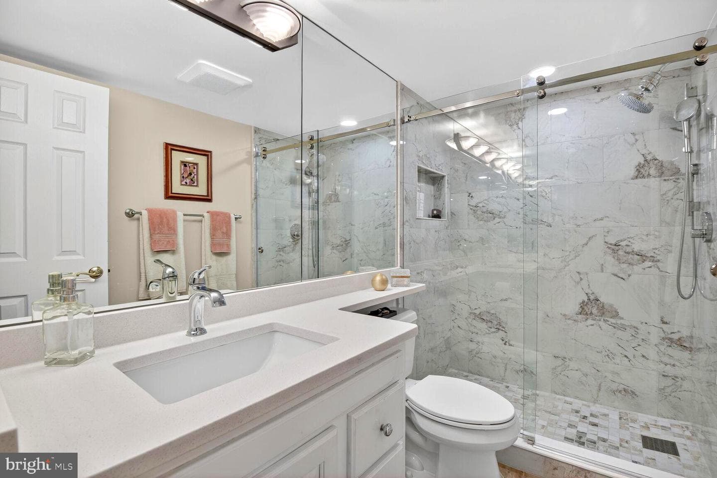 4620 N Park Avenue N #402w photo 19