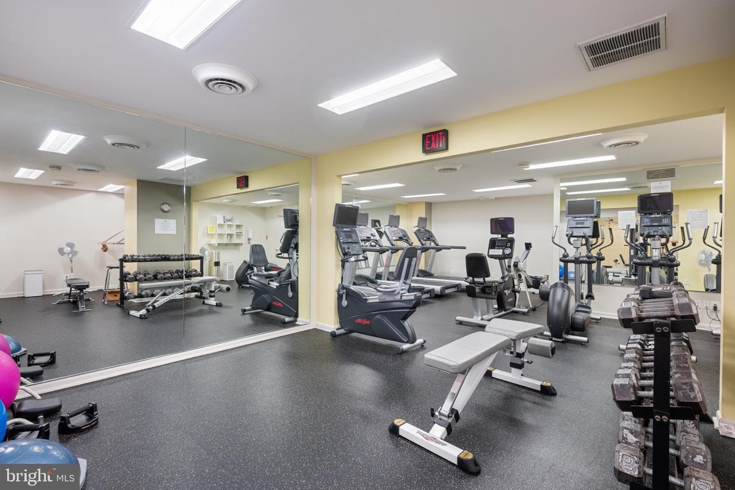 4620 N Park Avenue N #402w photo 34