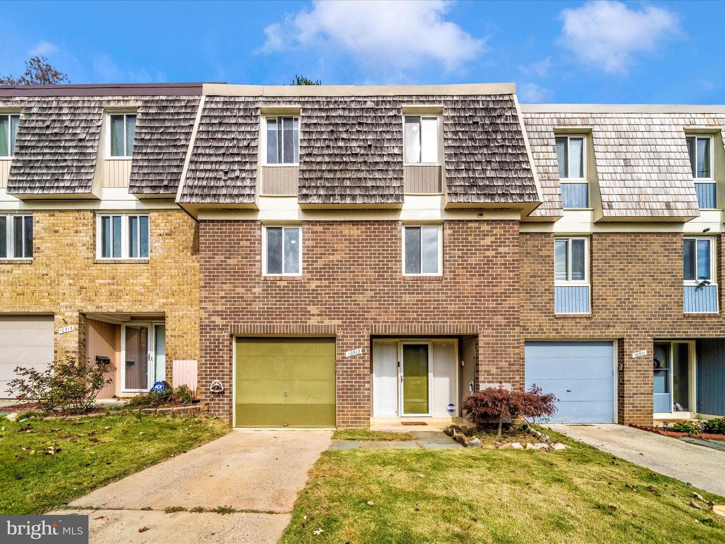 10513 Cambridge Court photo 2