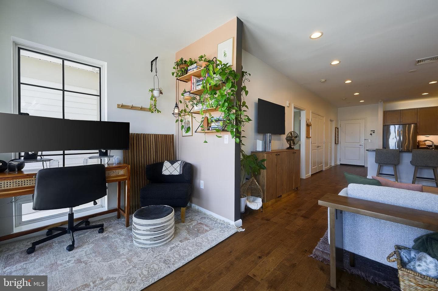 8045 Newell Street #514 photo 11