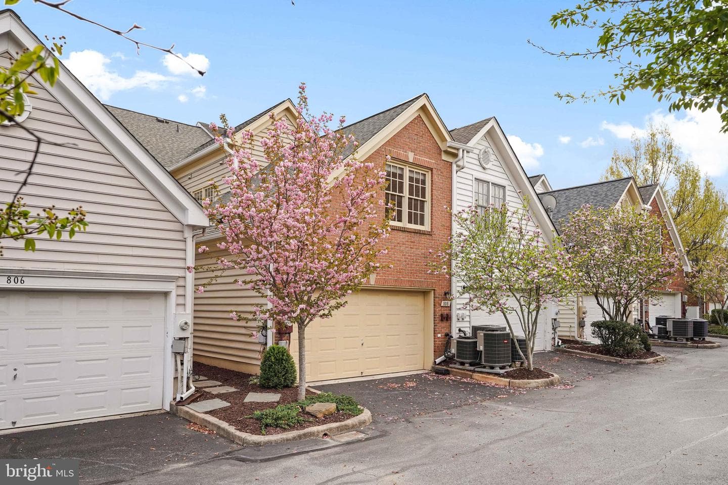 808 Oak Knoll Terrace photo 40