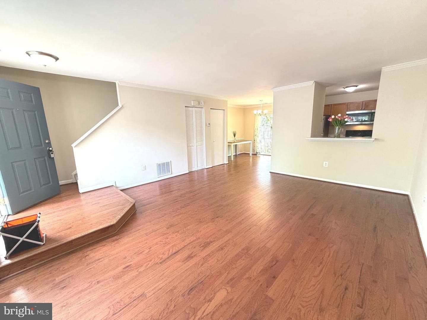 31 Stoney Point Court photo 4