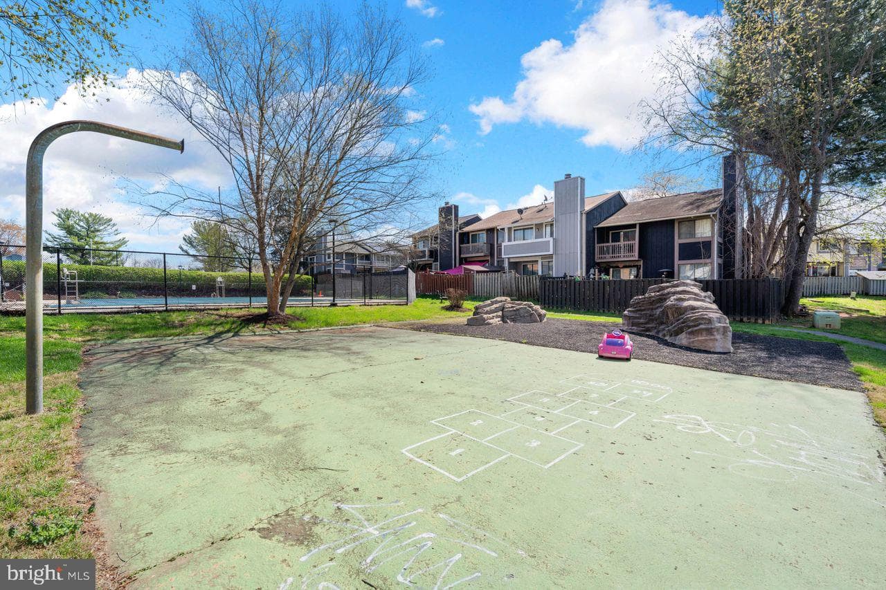 18444 Stone Hollow Drive photo 40