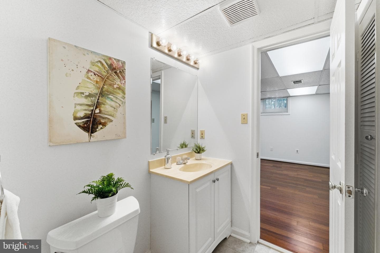 15540 Peach Leaf Lane photo 39