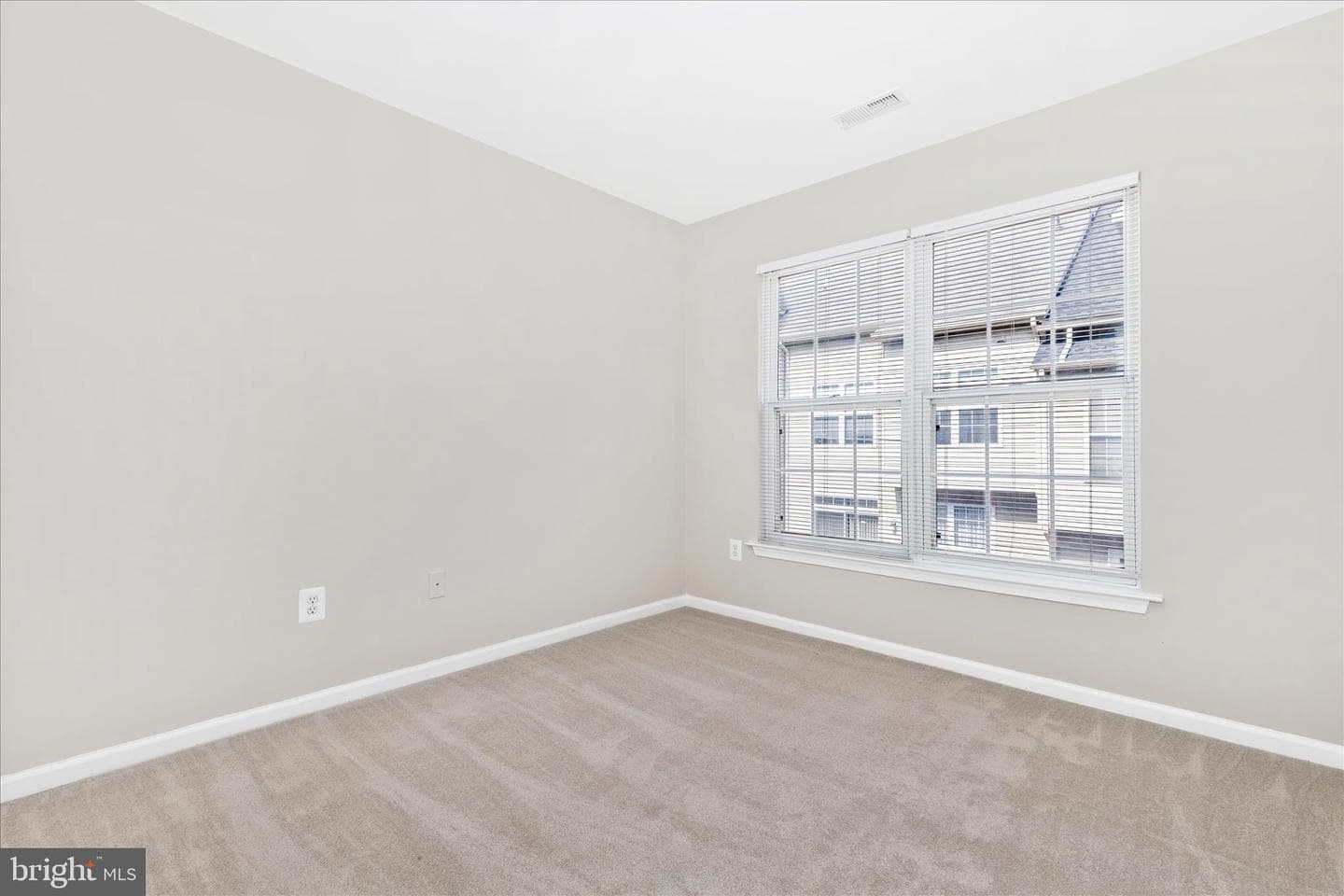 9621 Athens Place photo 29