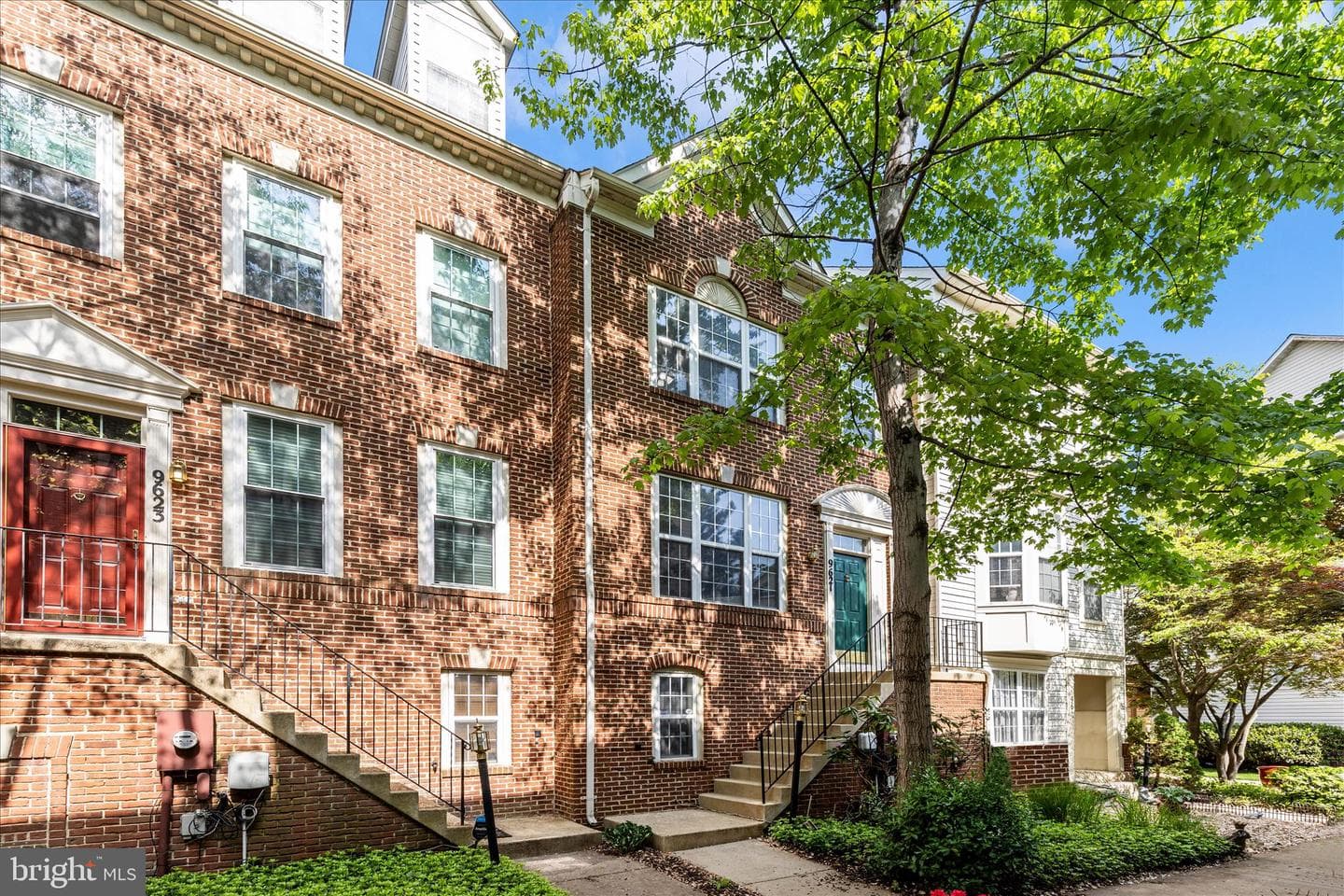 9621 Athens Place photo 37