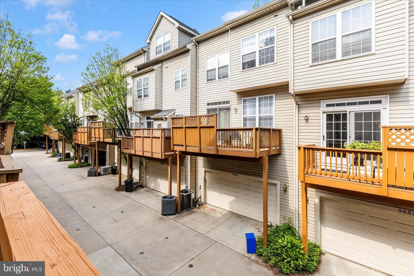 9621 Athens Place photo 41