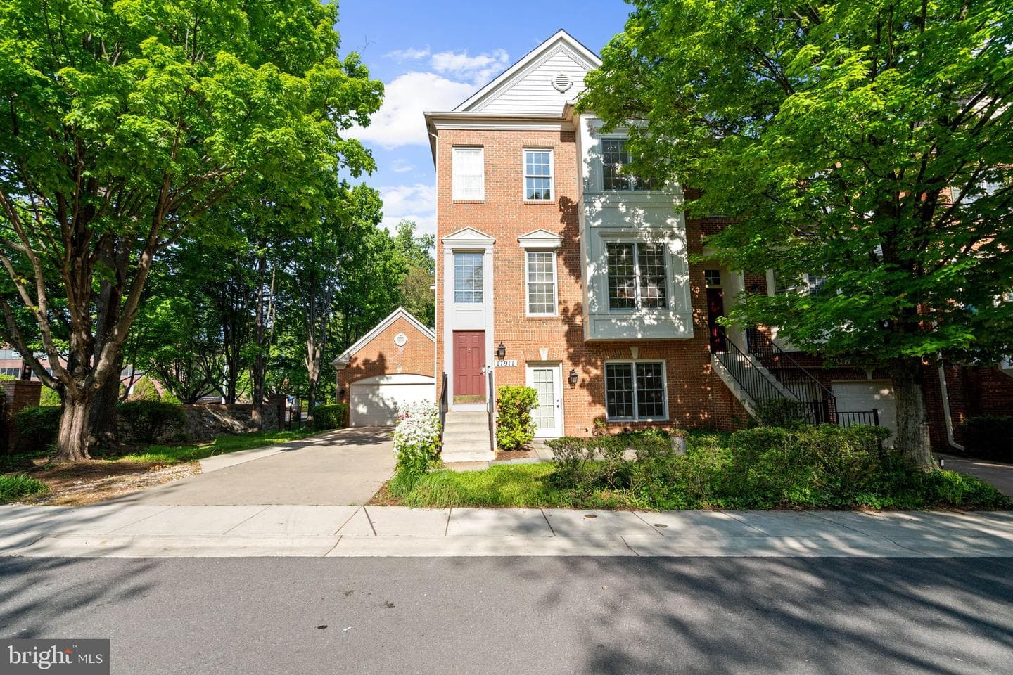 11911 Kings Bridge Way #54
