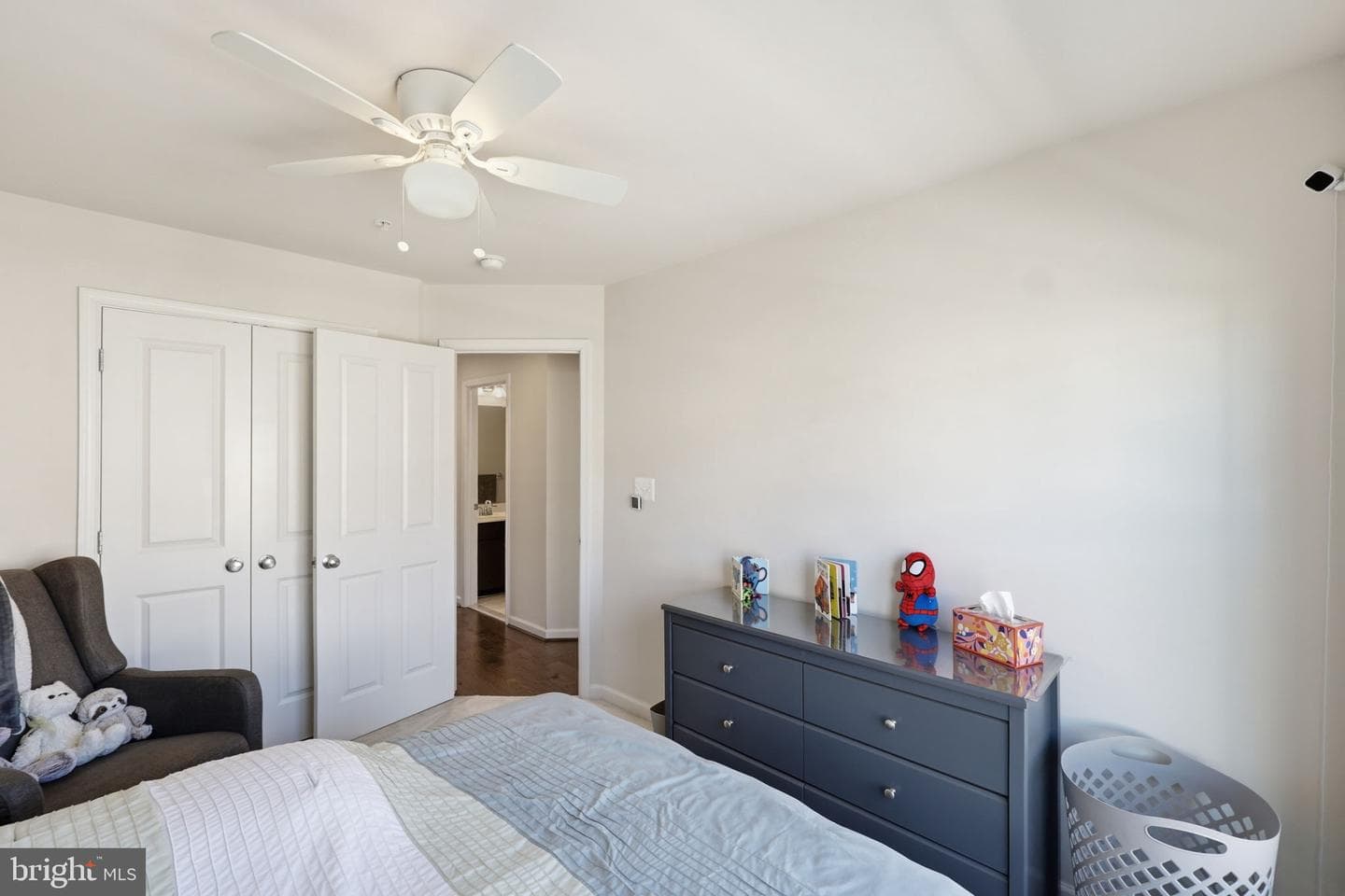 13742 Petrel Street photo 22