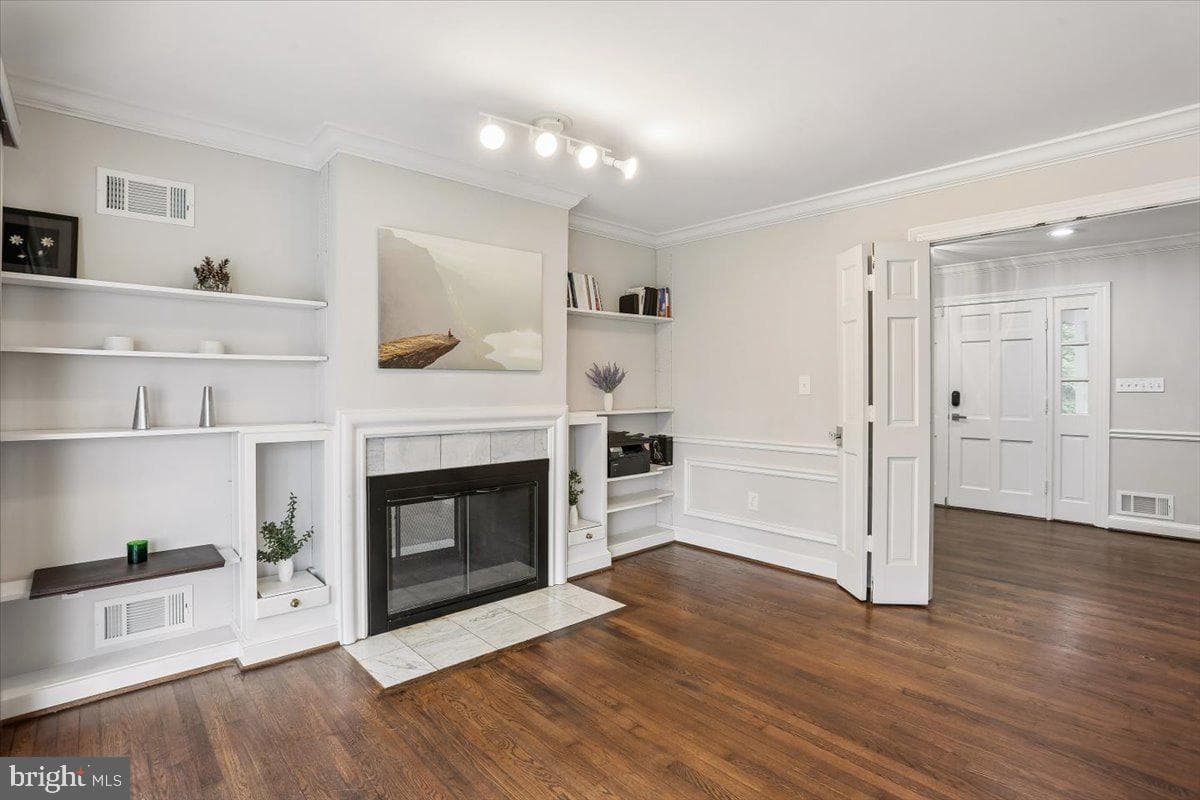 14400 Jones Lane photo 20