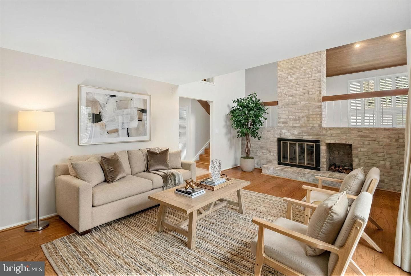 6309 Friendship Court photo 13