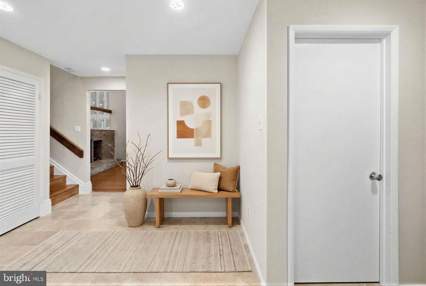 6309 Friendship Court photo 3