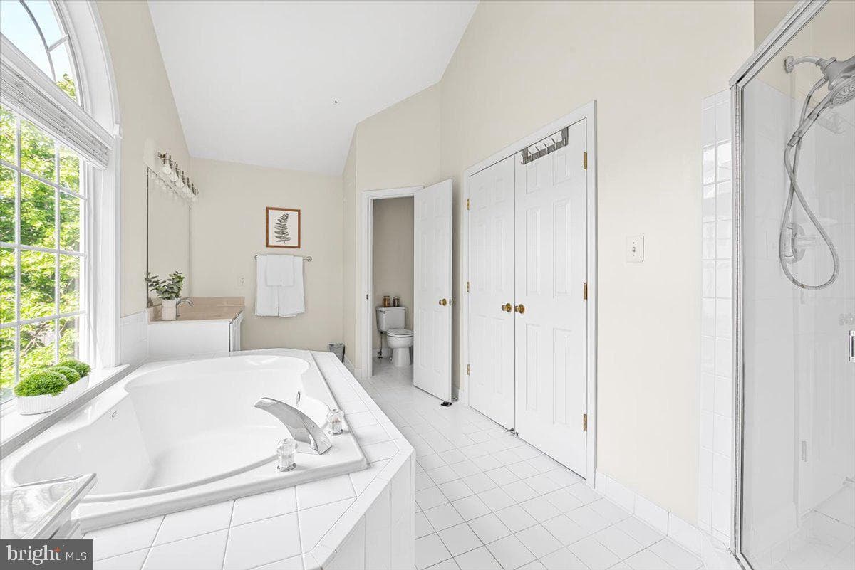 207 Creek Valley Lane photo 22
