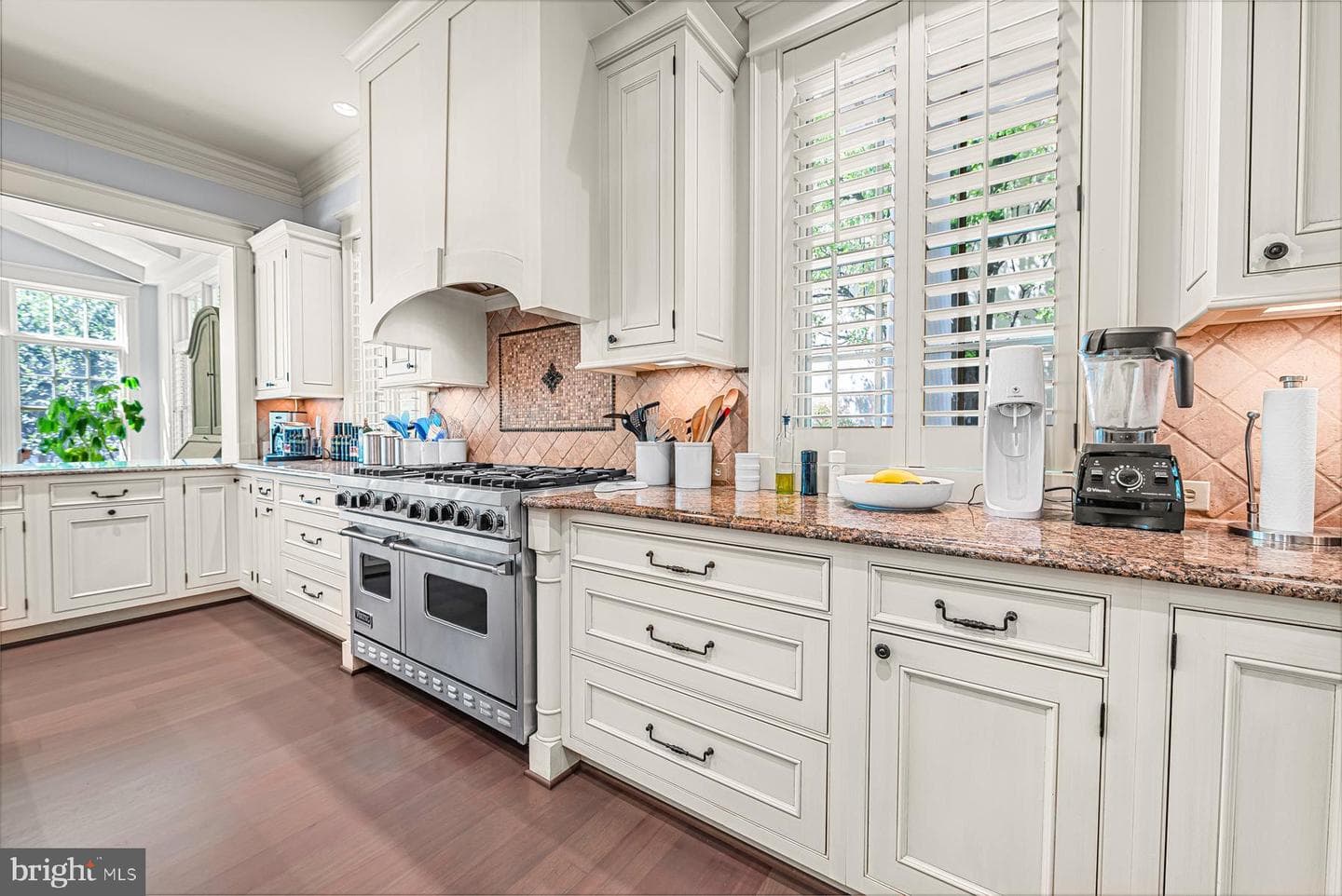 7200 Fairfax Road photo 18