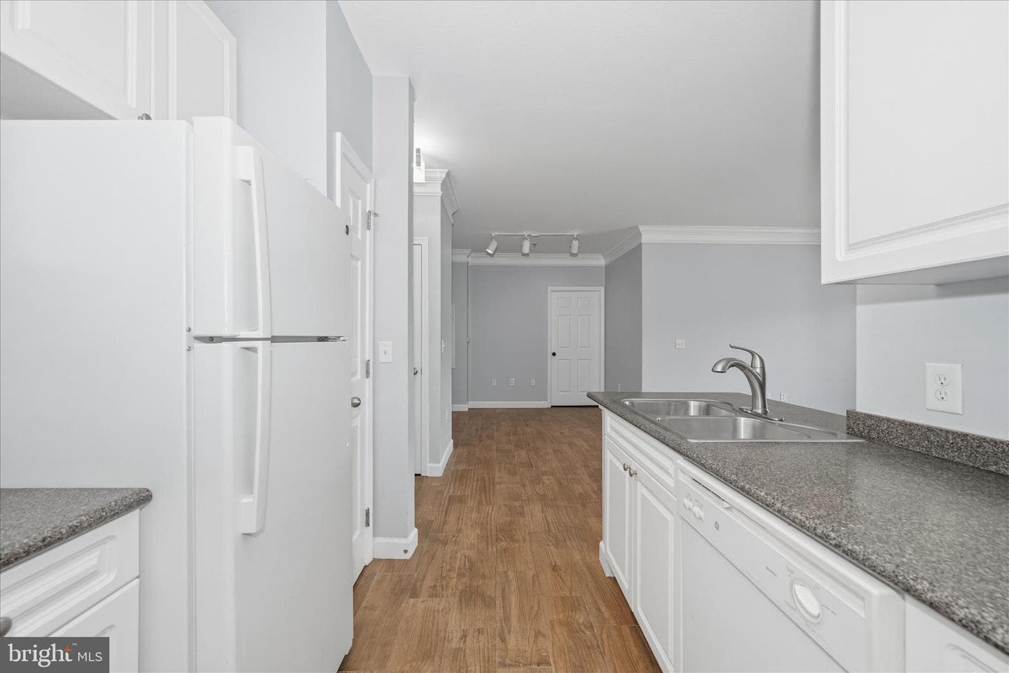 501 Hungerford Drive #139 photo 21