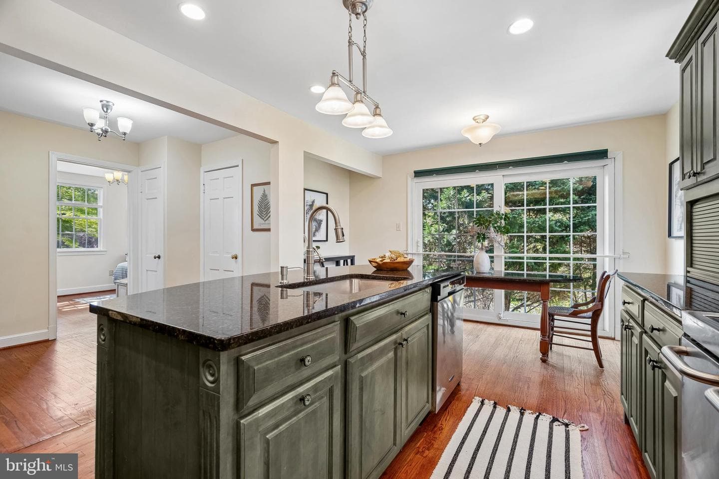 6500 Brookes Hill Court photo 17