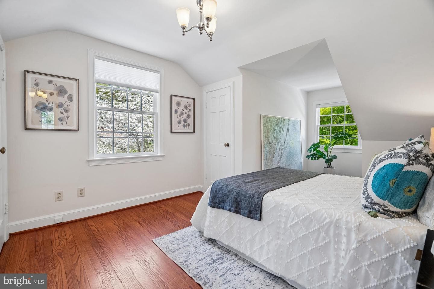 6500 Brookes Hill Court photo 33