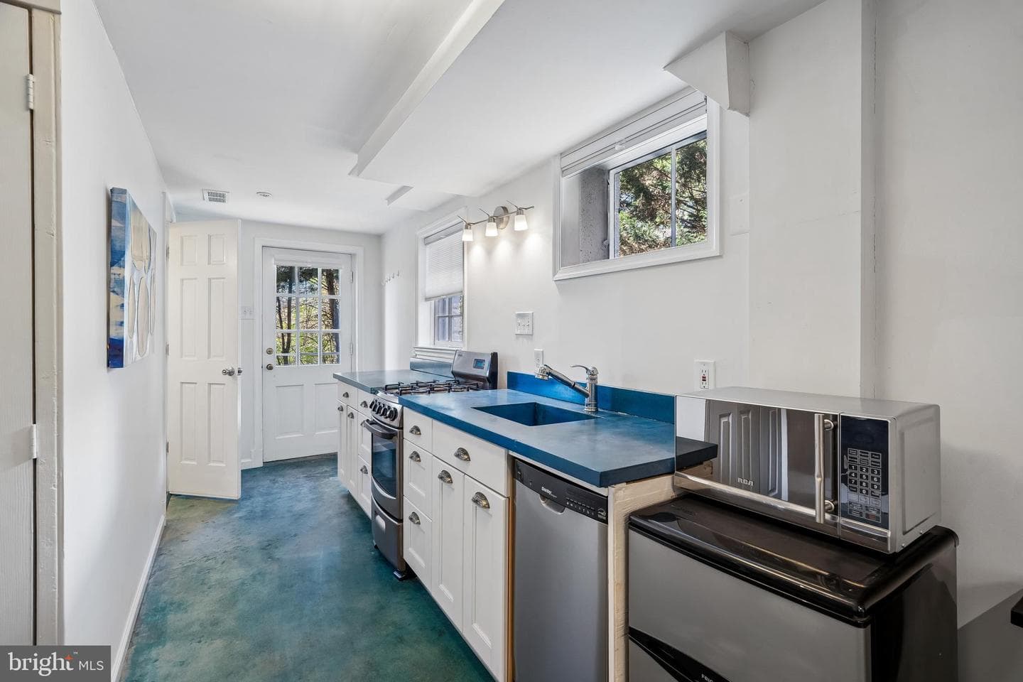 6500 Brookes Hill Court photo 42