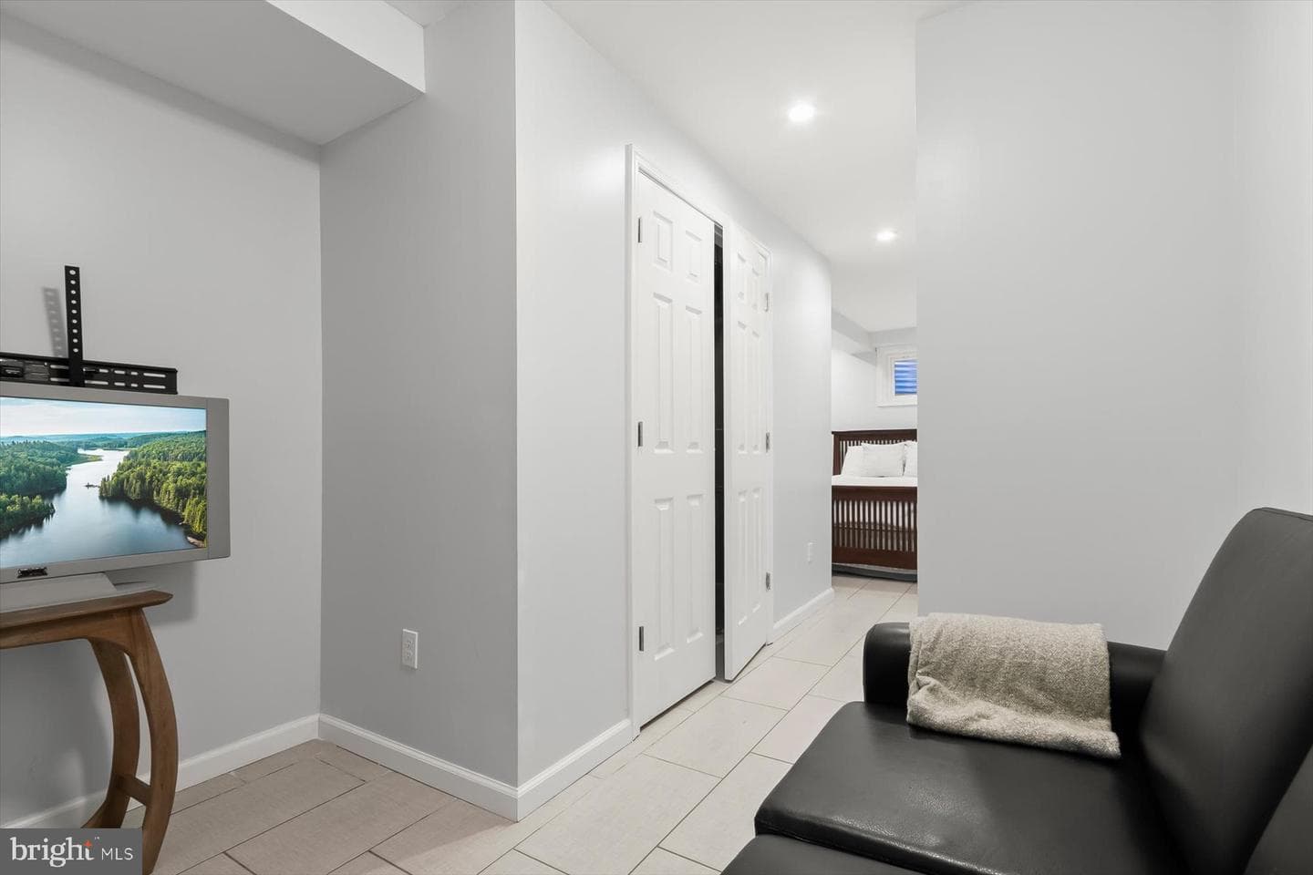 6216 Hollins Drive photo 40